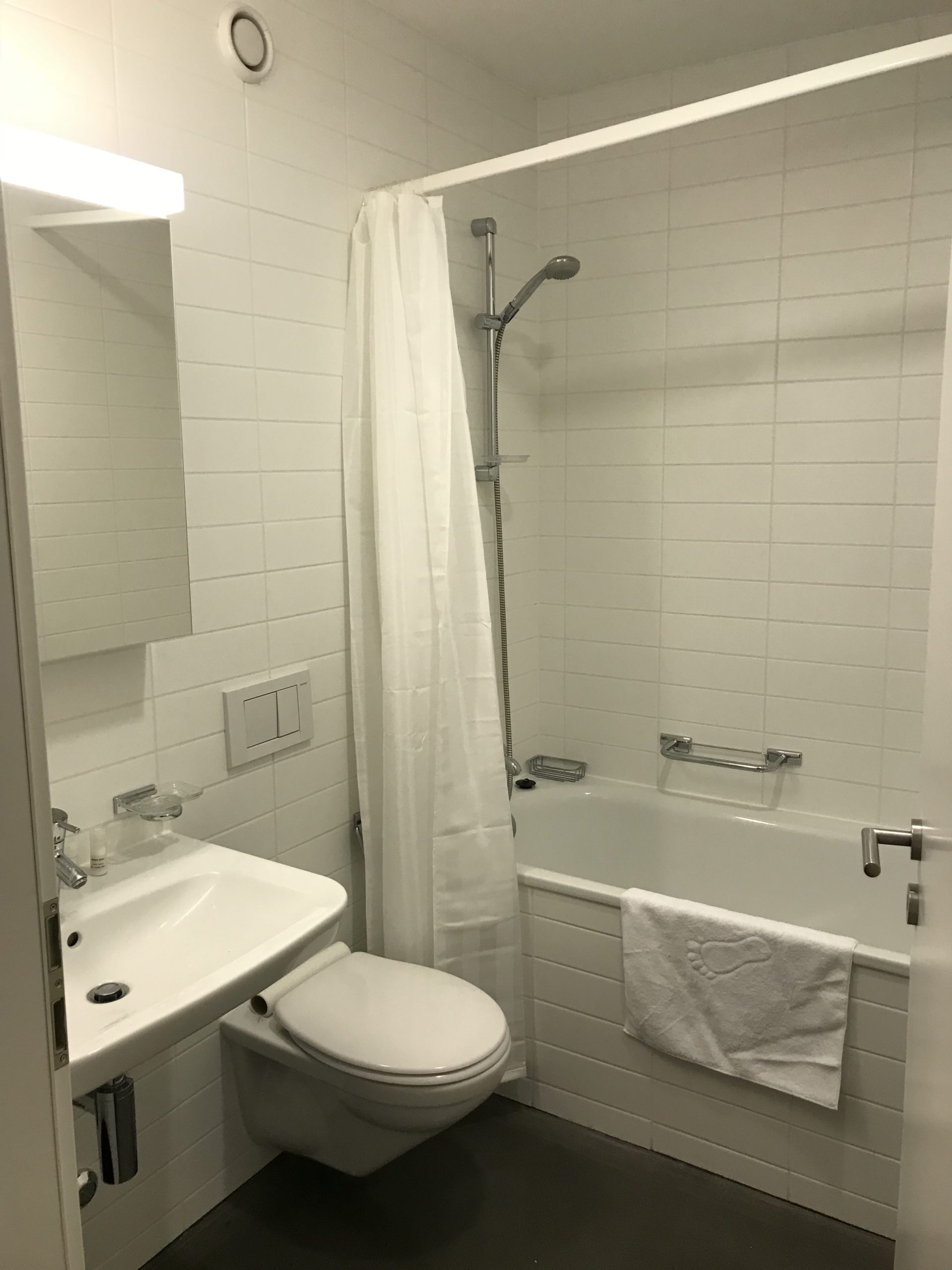 Rue Beau-Séjour 8, Lausanne - 2,5 pièces - 5/6ème (Duplex) - D06.13 12
