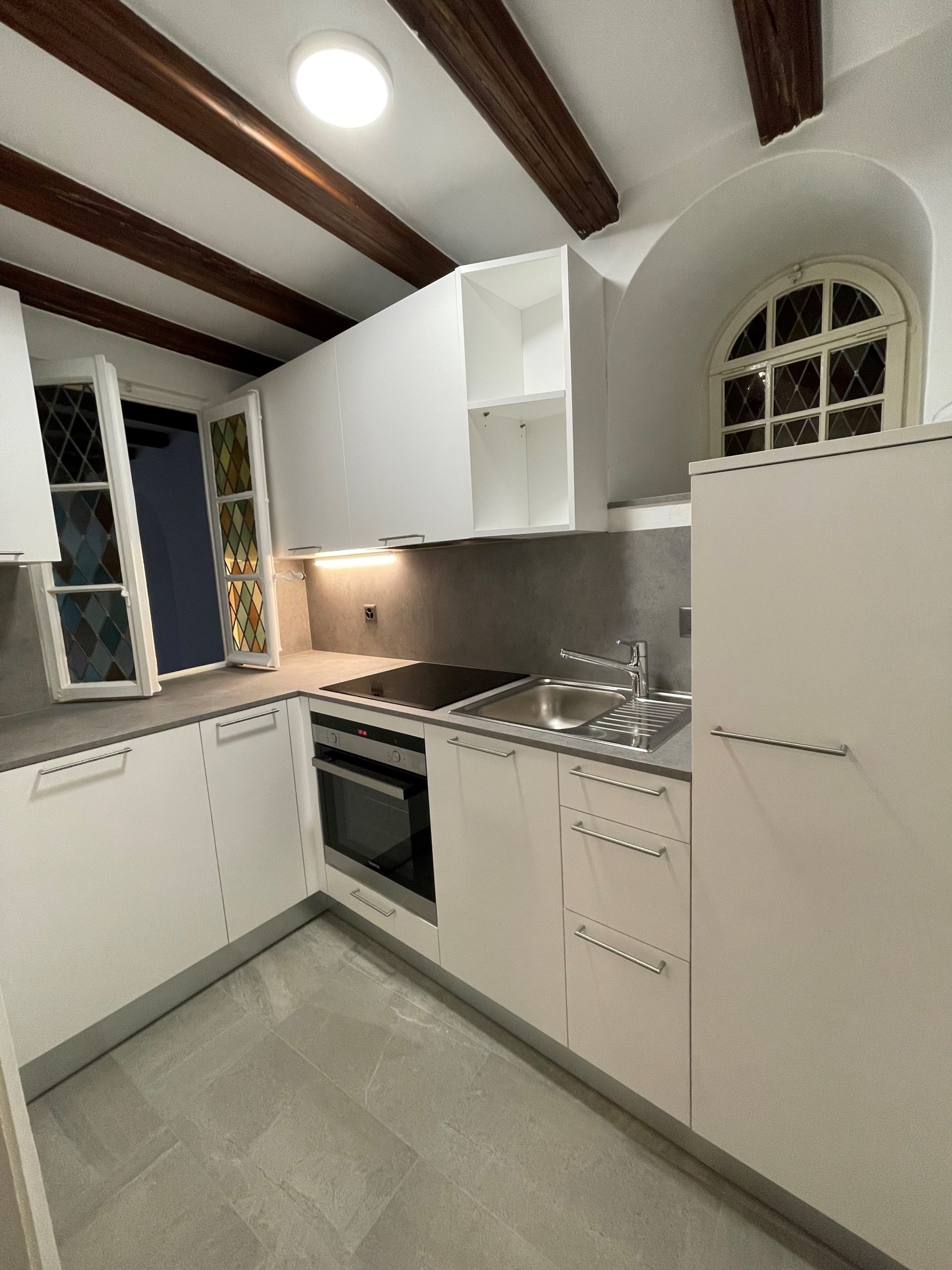 Rue Cheneau-de-Bourg 9, 1003 Lausanne - 3,5 pièces - 2ème étage
