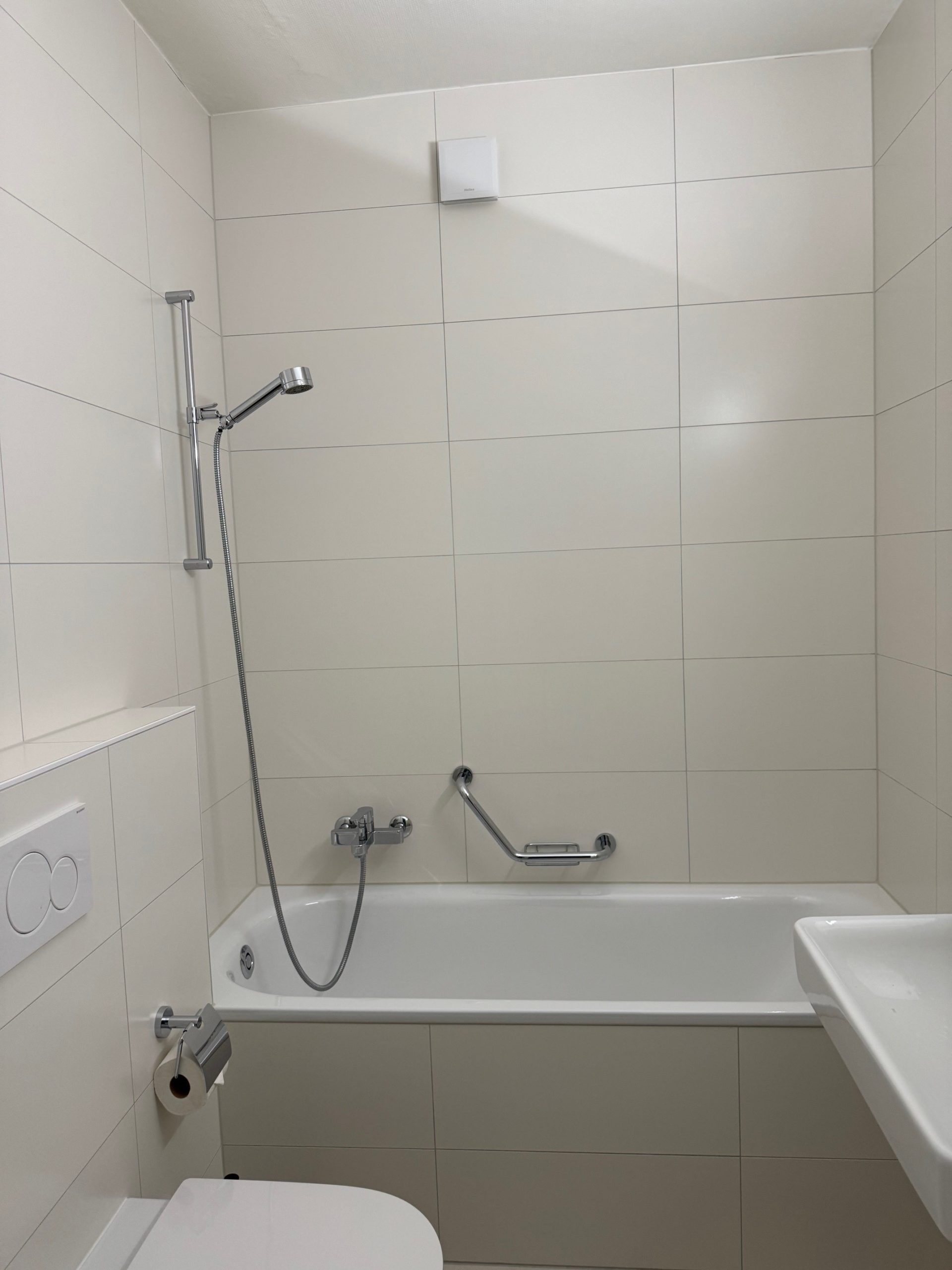 Avenue de la Gare 40/ Av. Sainte-Luce - 2.5 pièces - 4ème, Lausanne 4